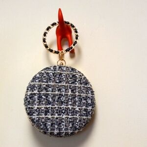 NWT Alessia Circular Navy/White Purse Bag Bracelet Handle/Crossbody Chain Strap